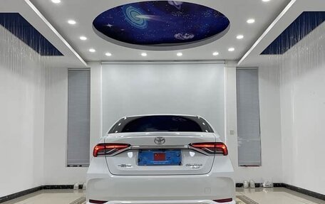 Toyota Corolla, 2023 год, 1 600 000 рублей, 5 фотография