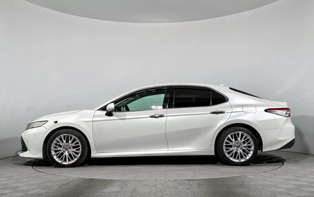 Toyota Camry, 2019 год, 2 450 000 рублей, 8 фотография