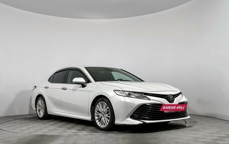 Toyota Camry, 2019 год, 2 450 000 рублей, 3 фотография