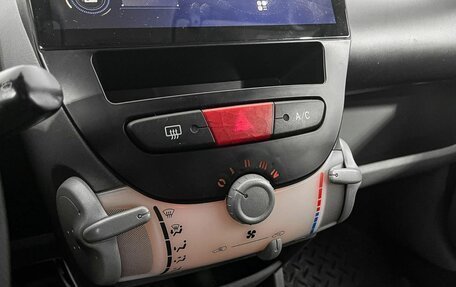 Toyota Aygo II, 2007 год, 329 000 рублей, 13 фотография