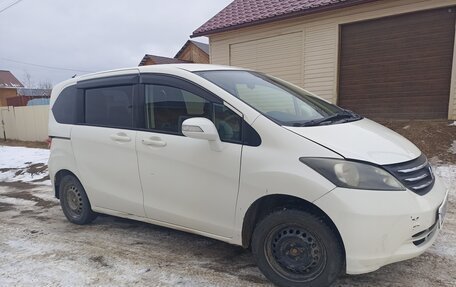 Honda Freed I, 2010 год, 680 000 рублей, 2 фотография