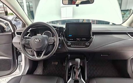 Toyota Corolla, 2022 год, 1 580 000 рублей, 10 фотография