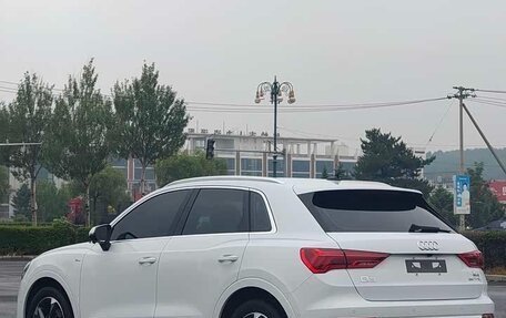 Audi Q3, 2022 год, 1 900 000 рублей, 5 фотография