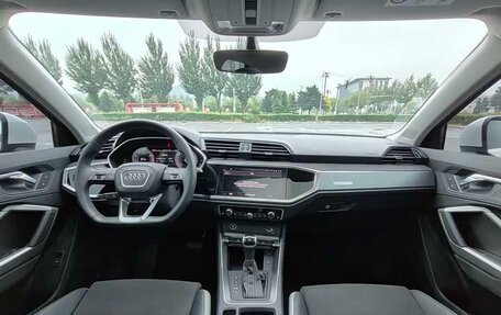 Audi Q3, 2022 год, 1 900 000 рублей, 8 фотография