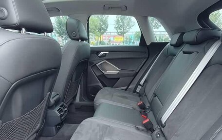 Audi Q3, 2022 год, 1 900 000 рублей, 9 фотография