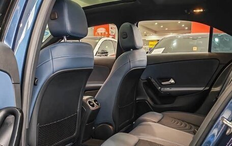 Mercedes-Benz A-Класс, 2019 год, 1 620 008 рублей, 11 фотография