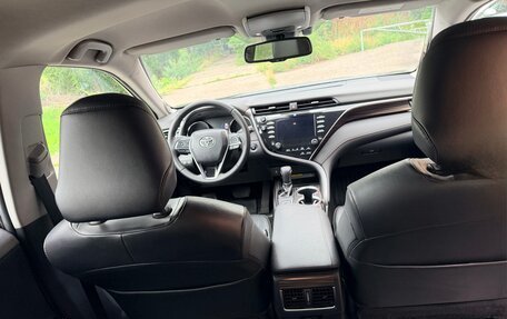 Toyota Camry, 2019 год, 2 700 000 рублей, 5 фотография