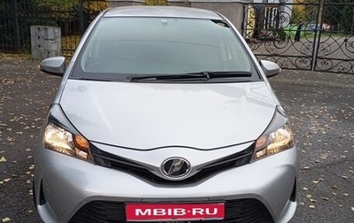 Toyota Vitz, 2015 год, 845 000 рублей, 1 фотография