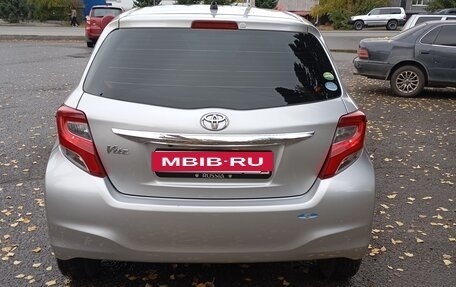 Toyota Vitz, 2015 год, 845 000 рублей, 5 фотография