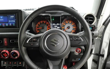 Suzuki Jimny, 2024 год, 1 370 000 рублей, 18 фотография