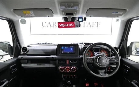 Suzuki Jimny, 2024 год, 1 370 000 рублей, 19 фотография