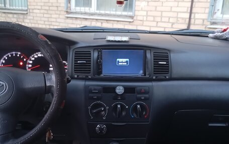 Toyota Corolla, 2005 год, 500 000 рублей, 2 фотография