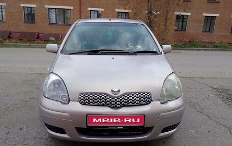 Toyota Vitz, 2002 год, 350 000 рублей, 1 фотография
