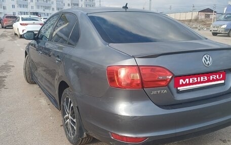 Volkswagen Jetta VII, 2011 год, 799 000 рублей, 3 фотография