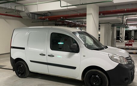 Renault Kangoo II рестайлинг, 2014 год, 800 000 рублей, 2 фотография