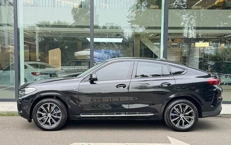 BMW X6, 2022 год, 6 300 000 рублей, 3 фотография