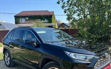 Toyota RAV4, 2019 год, 3 100 000 рублей, 1 фотография