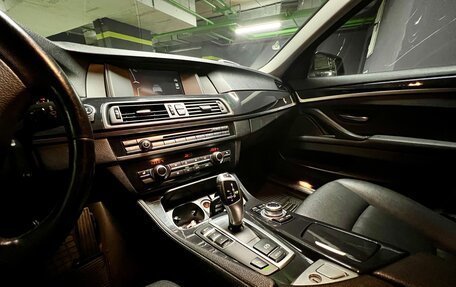BMW 5 серия, 2013 год, 2 150 000 рублей, 15 фотография