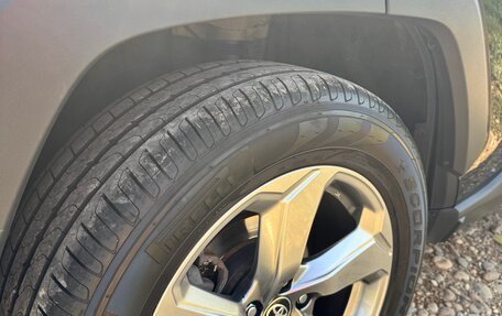 Toyota RAV4, 2019 год, 3 100 000 рублей, 11 фотография