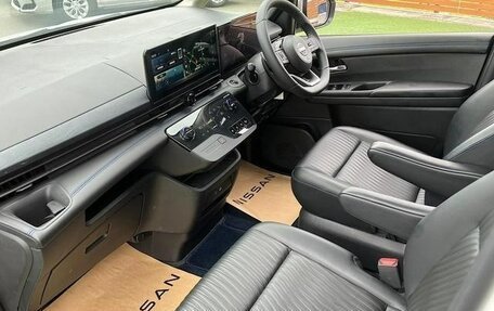 Nissan Serena, 2023 год, 2 055 000 рублей, 13 фотография