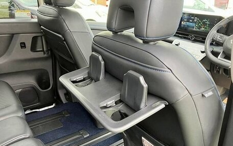 Nissan Serena, 2023 год, 2 055 000 рублей, 15 фотография