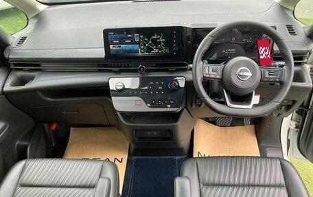 Nissan Serena, 2023 год, 2 055 000 рублей, 11 фотография