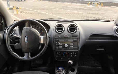 Ford Fiesta, 2006 год, 339 000 рублей, 13 фотография
