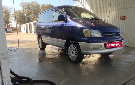 Toyota Town Ace III, 1999 год, 650 000 рублей, 3 фотография