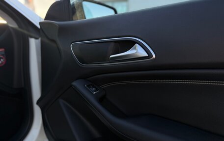 Mercedes-Benz CLA, 2015 год, 1 670 000 рублей, 14 фотография