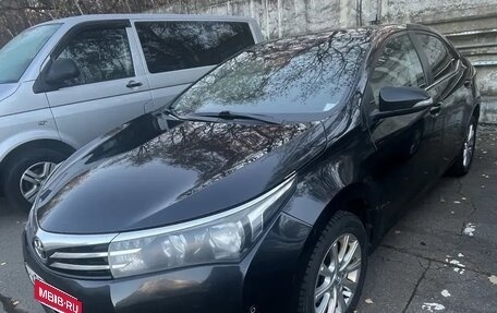 Toyota Corolla, 2013 год, 875 000 рублей, 3 фотография