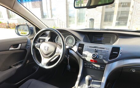 Honda Accord VIII рестайлинг, 2008 год, 930 000 рублей, 11 фотография