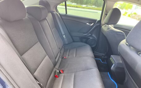 Honda Accord VIII рестайлинг, 2008 год, 930 000 рублей, 13 фотография