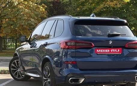 BMW X5, 2019 год, 5 300 000 рублей, 4 фотография