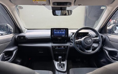 Toyota Yaris Cross, 2023 год, 1 528 000 рублей, 7 фотография