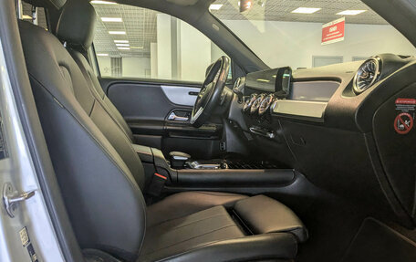 Mercedes-Benz GLB, 2021 год, 3 740 000 рублей, 10 фотография
