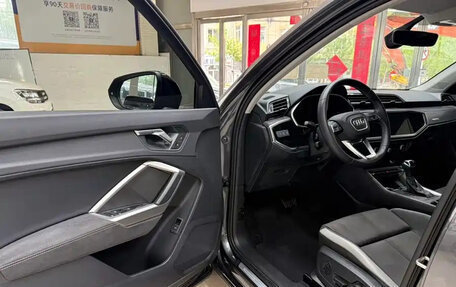 Audi Q3, 2023 год, 1 900 000 рублей, 8 фотография