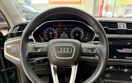 Audi Q3, 2023 год, 1 900 000 рублей, 10 фотография