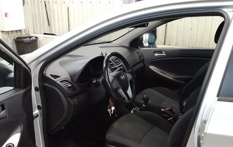 Hyundai Solaris II рестайлинг, 2016 год, 849 000 рублей, 12 фотография