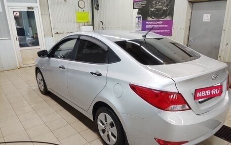 Hyundai Solaris II рестайлинг, 2016 год, 849 000 рублей, 7 фотография