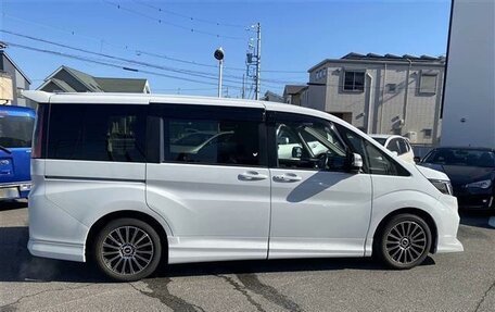 Honda Stepwgn IV рестайлинг, 2020 год, 1 885 000 рублей, 9 фотография