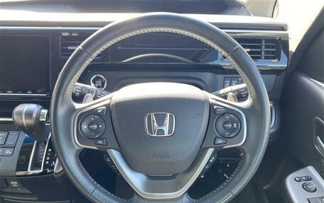 Honda Stepwgn IV рестайлинг, 2020 год, 1 885 000 рублей, 13 фотография