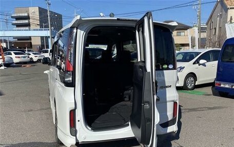 Honda Stepwgn IV рестайлинг, 2020 год, 1 885 000 рублей, 11 фотография