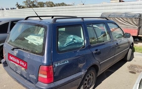 Volkswagen Golf III, 1996 год, 250 000 рублей, 2 фотография