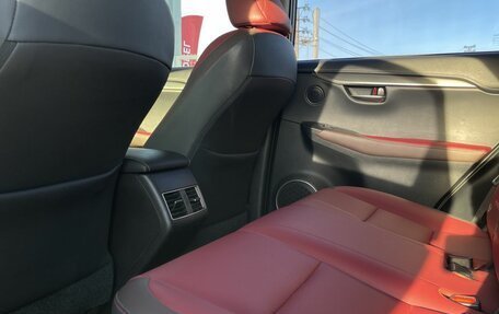 Lexus NX I, 2018 год, 3 021 000 рублей, 23 фотография