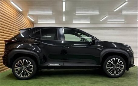 Toyota Yaris Cross, 2023 год, 1 533 000 рублей, 4 фотография