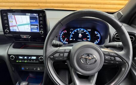 Toyota Yaris Cross, 2023 год, 1 533 000 рублей, 17 фотография