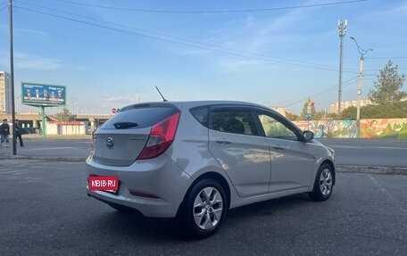Hyundai Solaris II рестайлинг, 2015 год, 890 000 рублей, 4 фотография