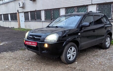 Hyundai Tucson III, 2008 год, 775 000 рублей, 2 фотография