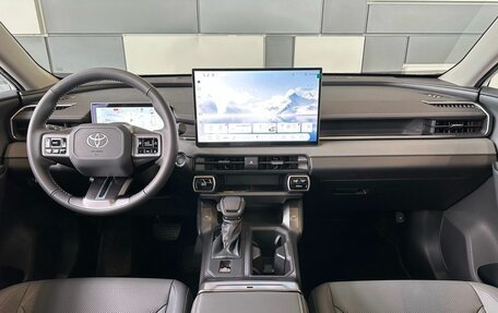 Toyota RAV4, 2026 год, 4 170 000 рублей, 8 фотография