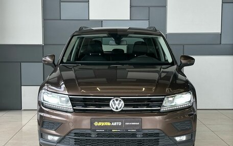 Volkswagen Tiguan II, 2020 год, 2 099 000 рублей, 2 фотография